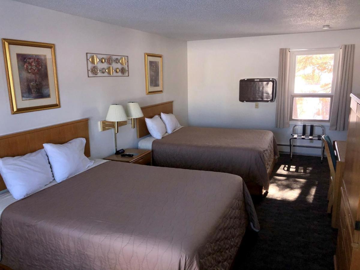 Budget Host Inn Ironwood Eksteriør bilde