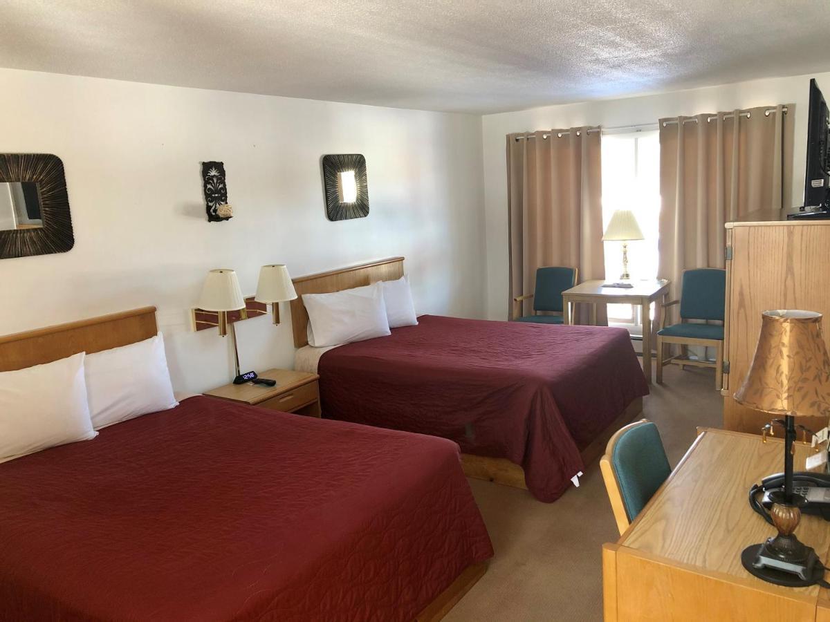 Budget Host Inn Ironwood Eksteriør bilde