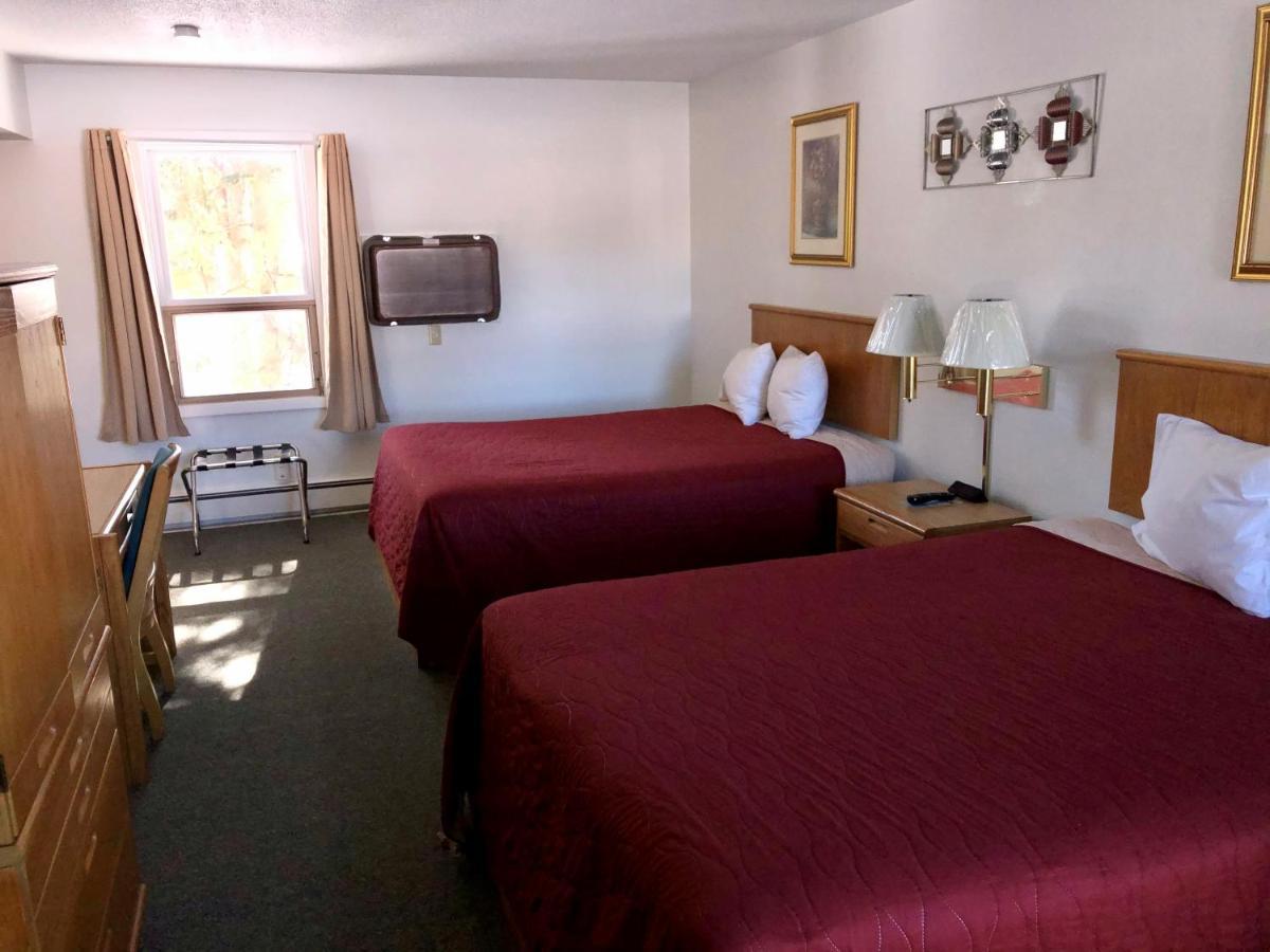 Budget Host Inn Ironwood Eksteriør bilde