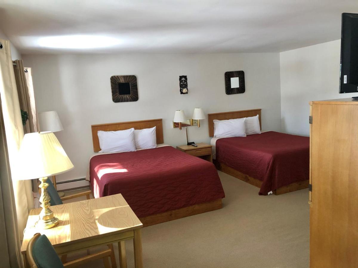 Budget Host Inn Ironwood Eksteriør bilde