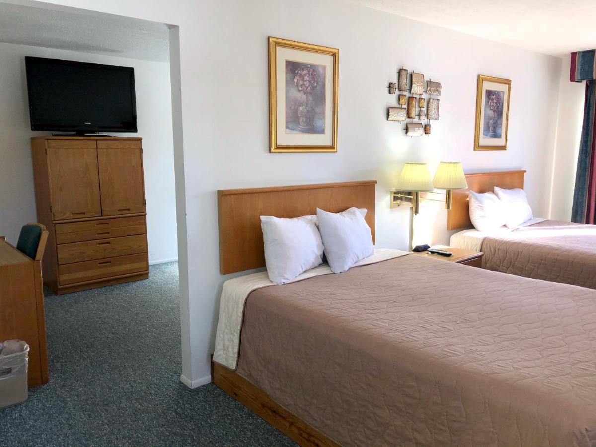 Budget Host Inn Ironwood Eksteriør bilde